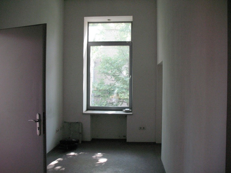 Нежитлове приміщення, площею 593,8 кв. м., за адресою: м. Запоріжжя, вул. Свердлова, буд. 24